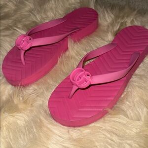 AUTHENTIC Gucci Pink GG Logo Quilted Sandals